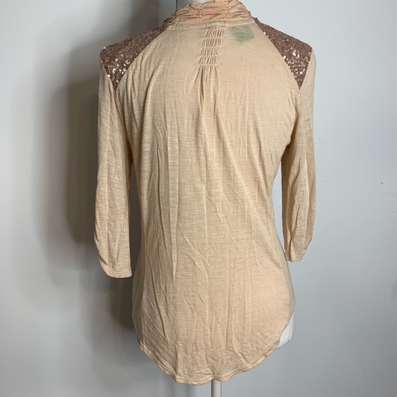 Sheer button down blouse - Picture 6 of 8